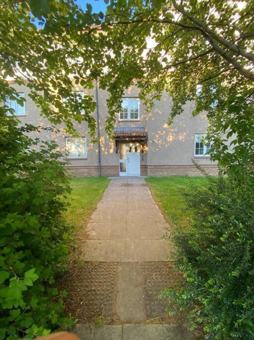 Apartment With Parking, Close To The Raigmore Hospital Inverness Exterior photo